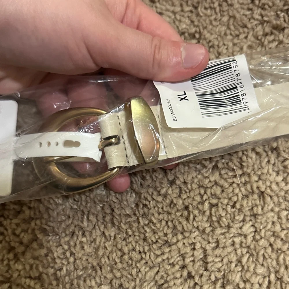 Lucky Brand Cream Leather Women’s Belt with Gold Buckle